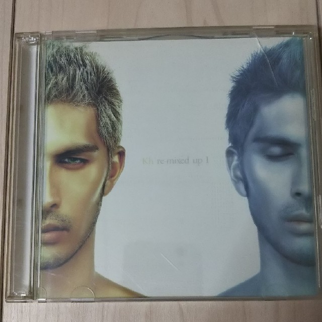 平井堅 Kh re-mixed up1 CD2枚組 エンタメ/ホビーのCD(ポップス/ロック(邦楽))の商品写真