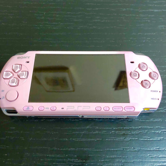 PlayStation Portable(プレイステーションポータブル)のPSP 3000 美品 ブロッサムピンク エンタメ/ホビーのゲームソフト/ゲーム機本体(携帯用ゲーム機本体)の商品写真