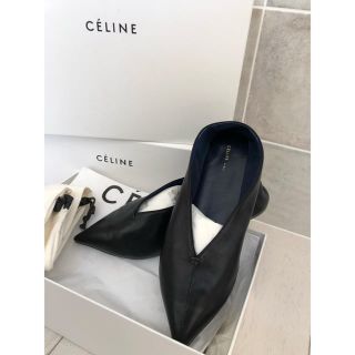 セリーヌ(celine)の新品 CELINE ソフトVネックフラットシューズ (バレエシューズ)