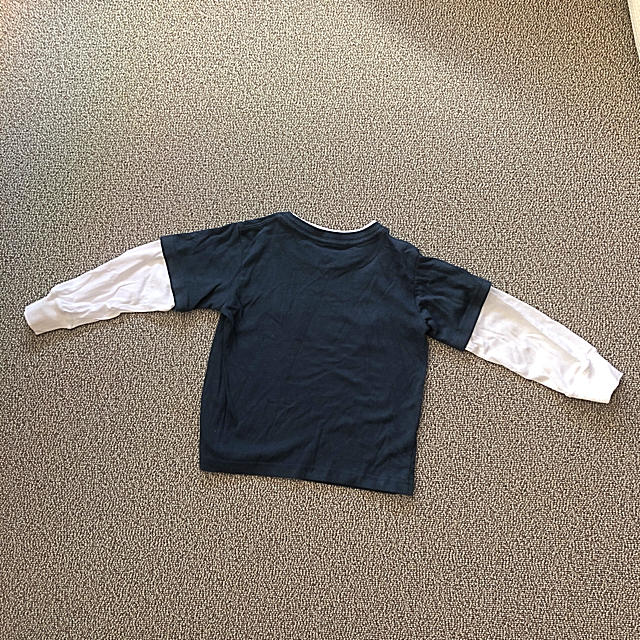 NIKE(ナイキ)のナイキ キッズ ロンＴ  サイズ２Ｔ キッズ/ベビー/マタニティのキッズ服男の子用(90cm~)(Tシャツ/カットソー)の商品写真