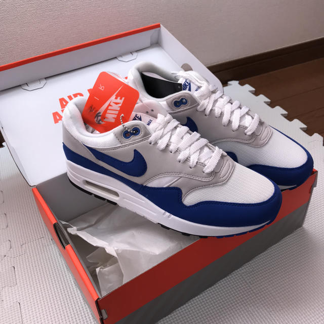 NIKE(ナイキ)のNike air max 1 anniversary ナイキ エアマックス 1 メンズの靴/シューズ(スニーカー)の商品写真