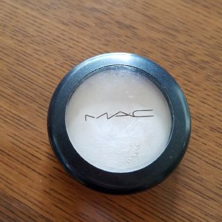 マック(MAC)のMAC クリームカラーベース　ルーナ(その他)