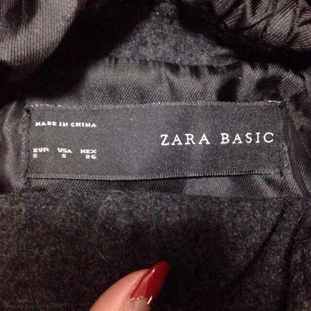 ZARA(ザラ)の♥︎ZARA♥︎フード付コート♥︎ レディースのジャケット/アウター(ピーコート)の商品写真