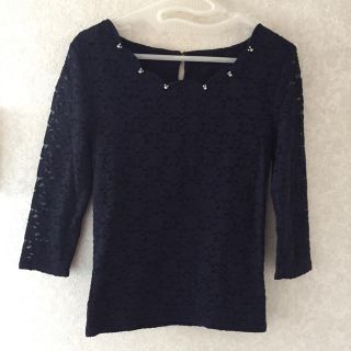 イング(INGNI)のイング 美品 ビジューつきブラウス(シャツ/ブラウス(長袖/七分))