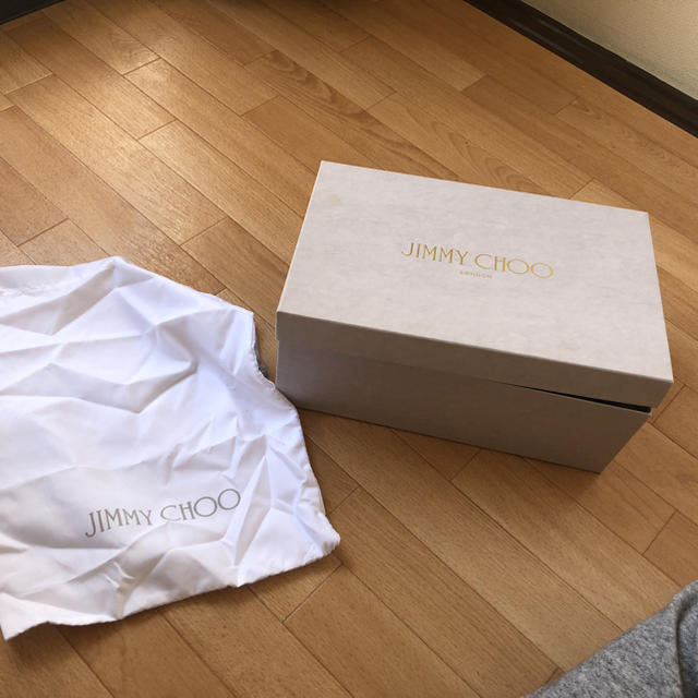 JIMMY CHOO(ジミーチュウ)のJIMMY CHOO パンプス レディースの靴/シューズ(ハイヒール/パンプス)の商品写真