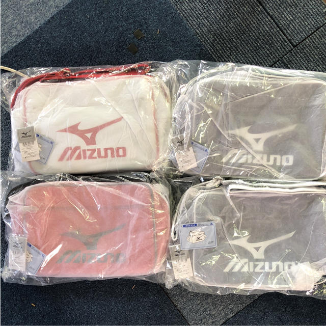 MIZUNO(ミズノ)のミズノ エナメル バッグ 新品‼️ 半額‼️ mizuno サッカー ラグビー スポーツ/アウトドアのスポーツ/アウトドア その他(その他)の商品写真