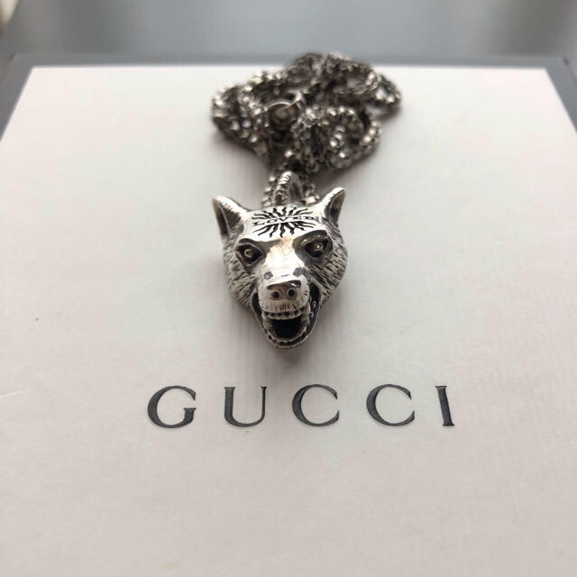 Gucci(グッチ)の早い者勝ち 定価56160円 GUCCI ウルフ ネックレス アンガーフォレスト メンズのアクセサリー(ネックレス)の商品写真