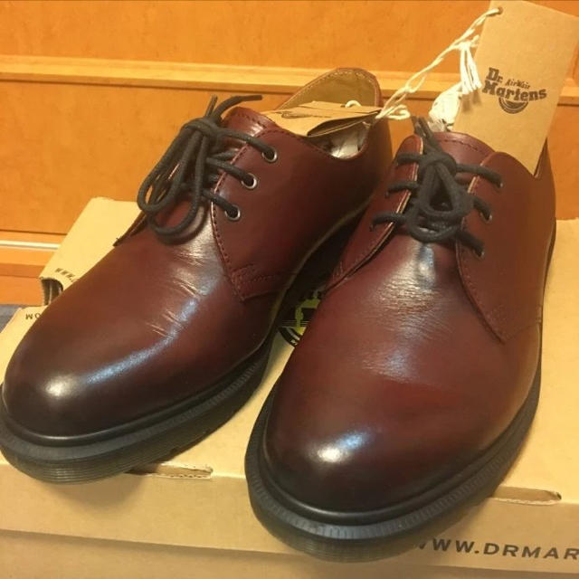 Dr. Martens 3ホールシューズ