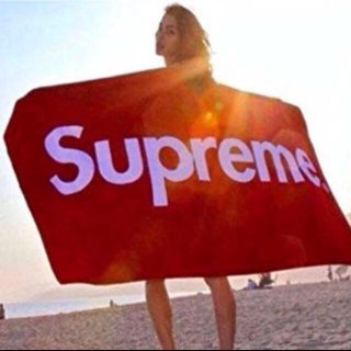 シュプリーム(Supreme)のsupreme LOGO BEACH TOWEL(タオル/バス用品)