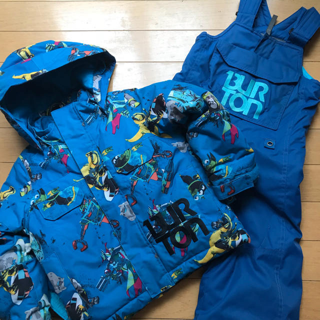 BURTON(バートン)のかぼ様専用 Burton トイストーリー柄☆ スキーウェア 2T キッズ/ベビー/マタニティのキッズ服男の子用(90cm~)(その他)の商品写真