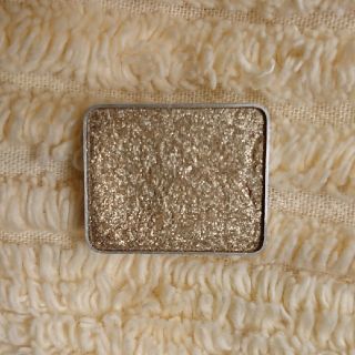 シュウウエムラ(shu uemura)の【mr様専用】シュウウエムラ アイシャドウ G W Gold(アイシャドウ)