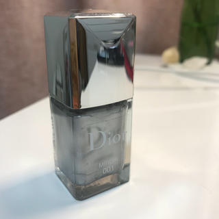クリスチャンディオール(Christian Dior)の【送料無料】ディオール ネイル Dior マニキュア MIROIR 001(マニキュア)