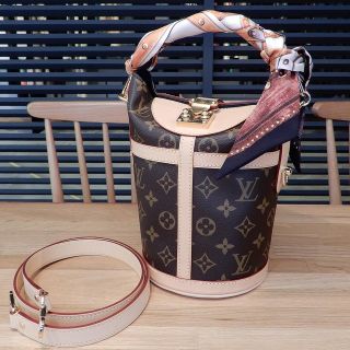 ヴィトン(LOUIS VUITTON) ダッフルバッグ ショルダーバッグ(レディース