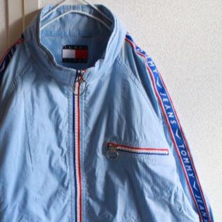 トミーヒルフィガー(TOMMY HILFIGER)のUS トミージーンズ lightBlue ナイロンジャケット(ナイロンジャケット)