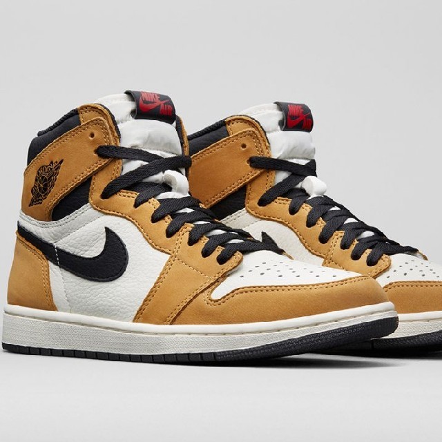 NIKE AIR JORDAN 1 OG ROOKIE OF YEAR