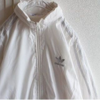 アディダス(adidas)のUS アデイダス white トレフォイル ジップ ジャケット 薄手(ナイロンジャケット)