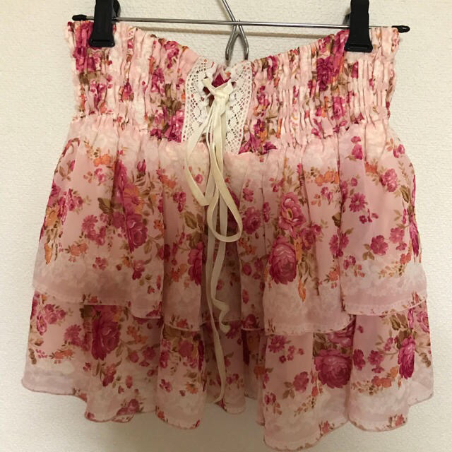 LIZ LISA(リズリサ)のミニスカート  花柄 レディースのスカート(ミニスカート)の商品写真