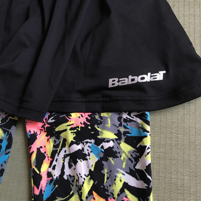 Babolat(バボラ)のBabolat レディース テニスウェア スカート付きハーフレギンス スポーツ/アウトドアのテニス(ウェア)の商品写真