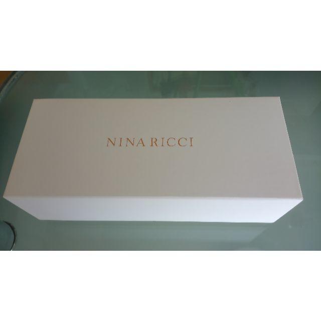 NINA RICCI(ニナリッチ)の【新品】NINA  RICCI    ニナリッチ  ポーチ＆ハンカチーフ レディースのファッション小物(ポーチ)の商品写真