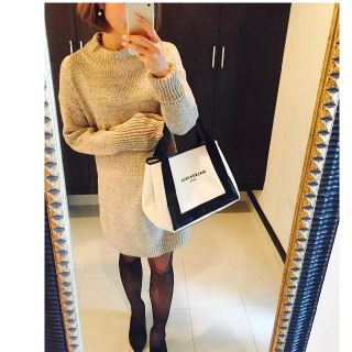 ザラ(ZARA)の【えりんぎ様専用】chocoa マタニティ ミックスニット ベージュ(マタニティワンピース)