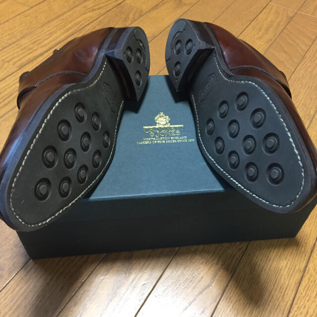 Crockett&Jones(クロケットアンドジョーンズ)の年末処分価格 POULSEN SKONE UK7 1/2E クロケット製 メンズの靴/シューズ(ドレス/ビジネス)の商品写真