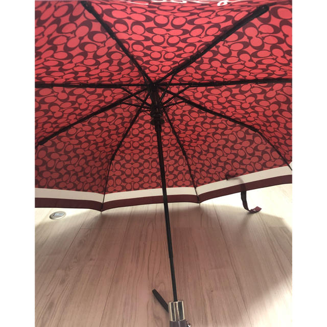COACH(コーチ)のみるきぃまま様専用 COACH 折り畳み傘 ボルドー レディースのファッション小物(傘)の商品写真