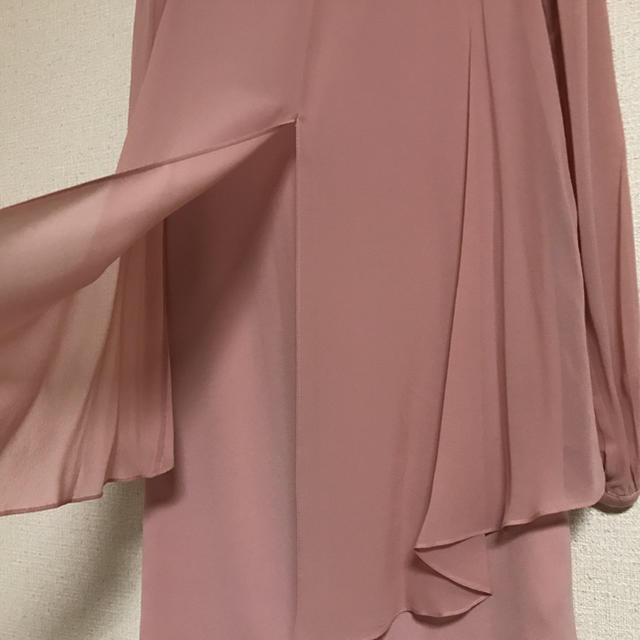 BCBGMAXAZRIA(ビーシービージーマックスアズリア)の【未使用】BCBG シフォンワンピース レディースのワンピース(ひざ丈ワンピース)の商品写真