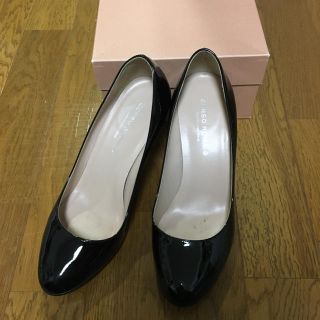 ファビオルスコーニ(FABIO RUSCONI)の美品 CORSO ROMA 9 エナメルパンプス(ハイヒール/パンプス)