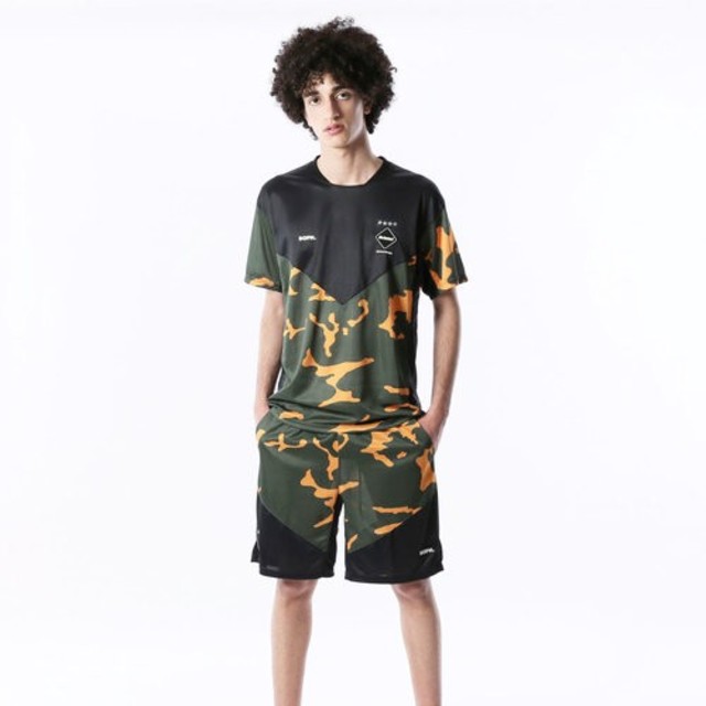 F.C.R.B.(エフシーアールビー)のこうき様専用10/24 FCRB CAMOUFLAGETRAINING S/S  メンズのトップス(Tシャツ/カットソー(半袖/袖なし))の商品写真