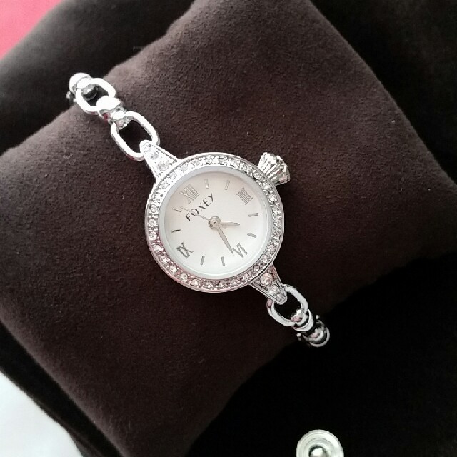 FOXEY(フォクシー)の新品Foxey フォクシー ジュエルウォッチ 腕時計 レディースのファッション小物(腕時計)の商品写真