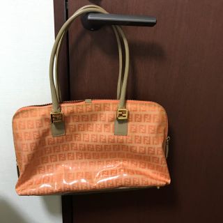 フェンディ(FENDI)のFENDI エナメルバック(ハンドバッグ)