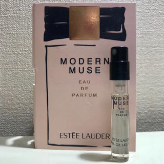 エスティローダー(Estee Lauder)のESTEE LAUDER 香水 MODERN MUSE(香水(女性用))