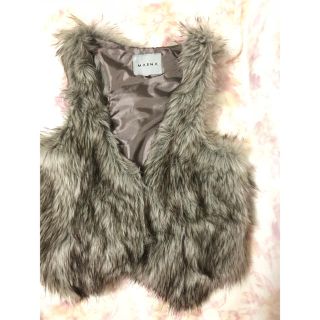 ザラ(ZARA)のファー ベスト 新品未使用(毛皮/ファーコート)