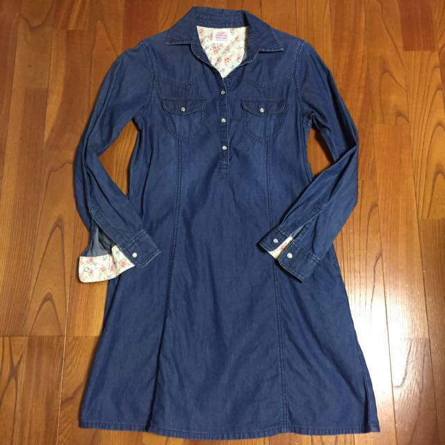 UNIQLO(ユニクロ)のユニクロ 身長150 denimワンピ キッズ/ベビー/マタニティのキッズ服女の子用(90cm~)(その他)の商品写真