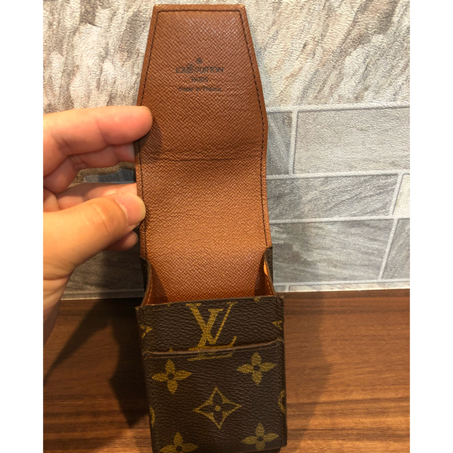 LOUIS VUITTON(ルイヴィトン)のLOUIS VUITTON M63024 シガレットケース 最終値下げ レディースのファッション小物(その他)の商品写真