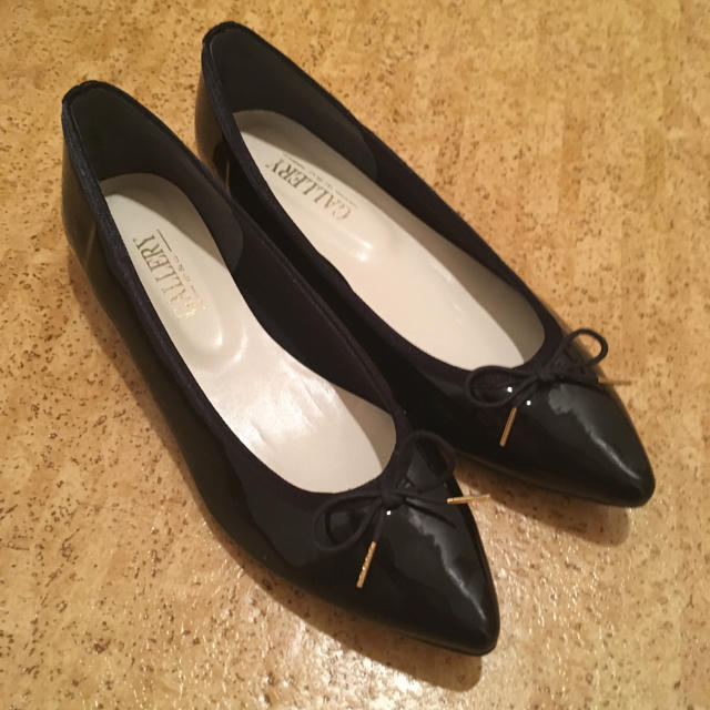 repetto(レペット)の【ちぇぶ様】エナメル バレエシューズ 25cm レディースの靴/シューズ(バレエシューズ)の商品写真