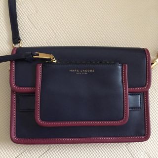 マークジェイコブス(MARC JACOBS)の美品）MARC JACOBS クロスショルダー(ショルダーバッグ)