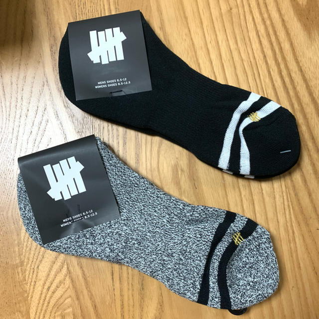 UNDEFEATED(アンディフィーテッド)の2足セット Undefeated sox 靴下 スニーカー メンズのレッグウェア(ソックス)の商品写真