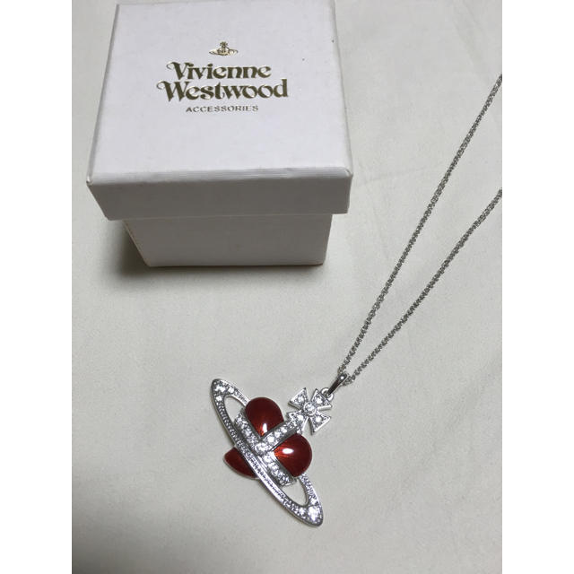 Vivienne Westwood(ヴィヴィアンウエストウッド)の未使用 Vivienne Westwood  ディアマンテハート ネックレス レディースのアクセサリー(ネックレス)の商品写真