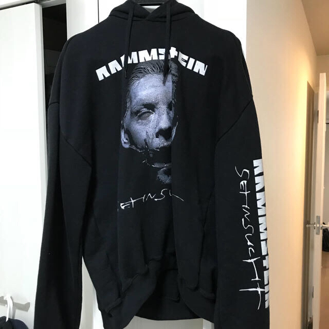 vetements ラムシュタイン パーカーメンズ