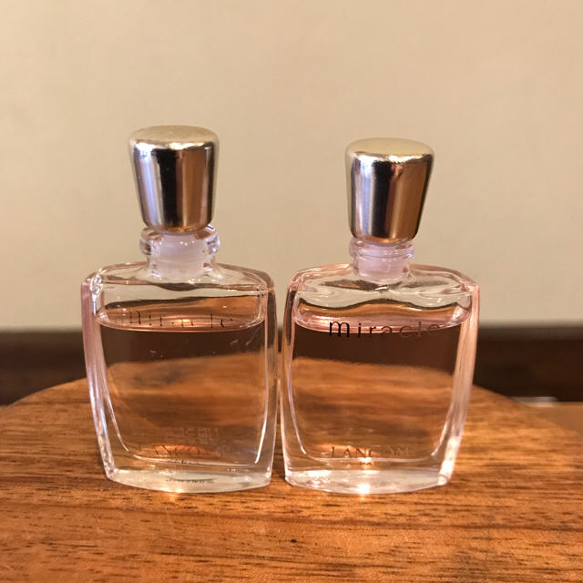 LANCOME(ランコム)の2本セット！未使用！香水 ミニサイズ 5ml オードトワレ ランコムミラク ミニ コスメ/美容の香水(香水(女性用))の商品写真