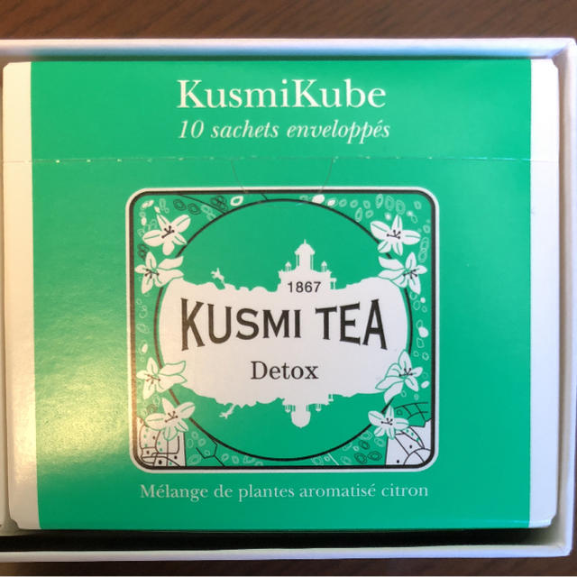 KUSUMITEA ギフトボックス マージさん専用 食品/飲料/酒の飲料(茶)の商品写真