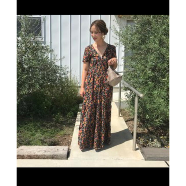 ワンピース新品未使用 mite  Flower maxi onepiece