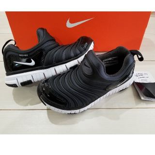 ナイキ(NIKE)のぶどう様専用♪  18cm ダイナモフリー 013 黒 新品(スニーカー)