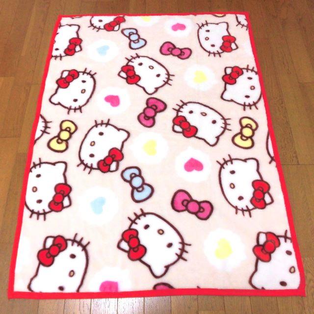 新品☆キティお昼寝ケット・お昼寝毛布 85×115cm ベビー毛布 キッズ/ベビー/マタニティの寝具/家具(毛布)の商品写真