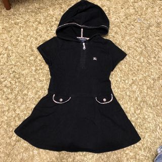 バーバリー(BURBERRY)のBurberry 子供服 110センチ パーカー付半袖ワンピース(ワンピース)