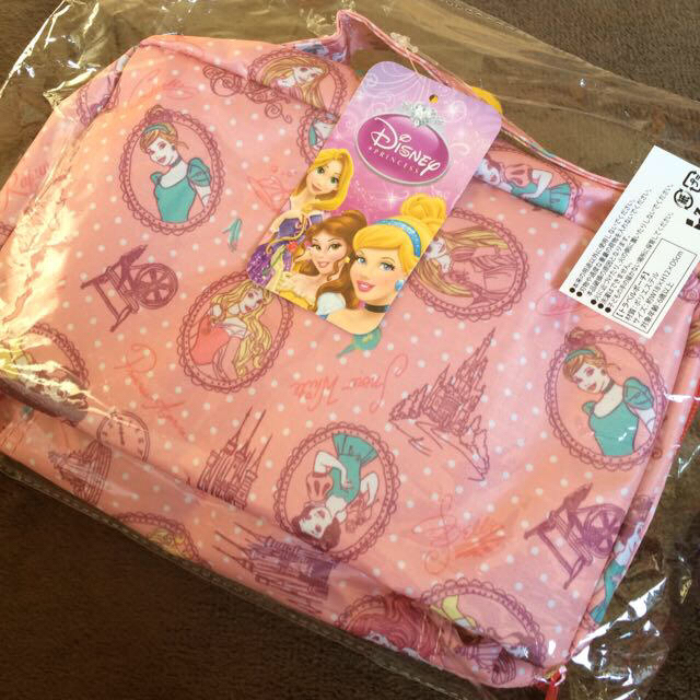 Disney(ディズニー)の♡erika様専用♡ レディースのバッグ(スーツケース/キャリーバッグ)の商品写真