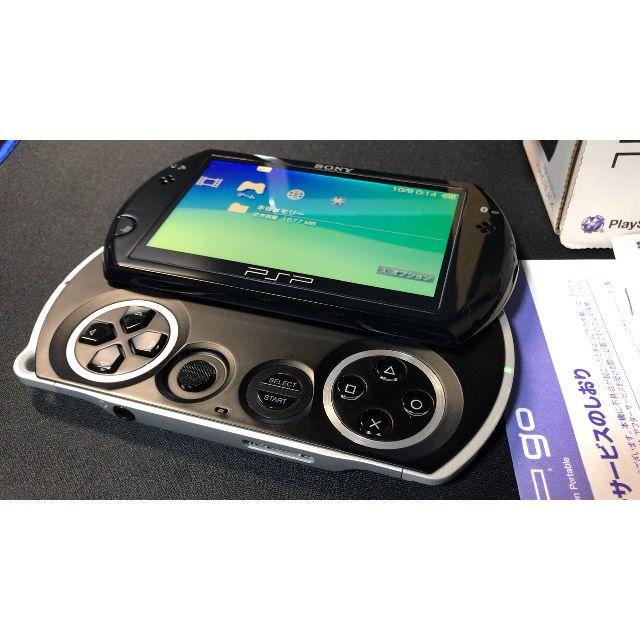 PlayStation Portable(プレイステーションポータブル)のレオ様専用 PSP go 美品 クレードル/コンポーネントケーブル エンタメ/ホビーのゲームソフト/ゲーム機本体(携帯用ゲーム機本体)の商品写真