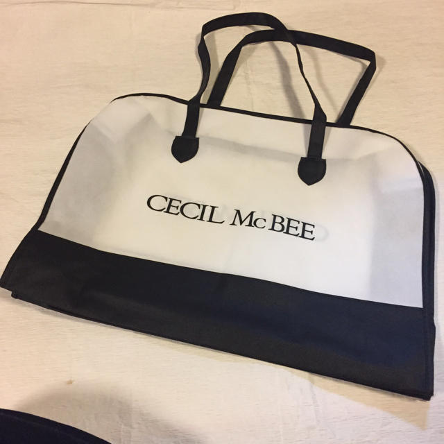 CECIL McBEE(セシルマクビー)のセシルマクビー  ショップ袋 レディースのバッグ(ショップ袋)の商品写真