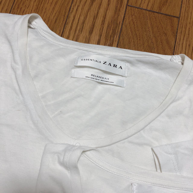 ZARA(ザラ)のZARA VネックTシャツ2点セット メンズのトップス(Tシャツ/カットソー(半袖/袖なし))の商品写真